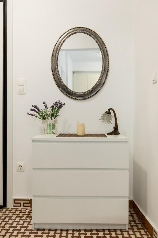 Newly Renovated In Centre 100mbps Apartment *