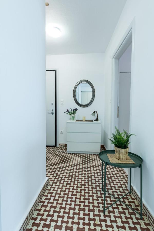 Newly Renovated In Centre 100mbps Apartment